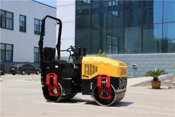 靜碾壓路機(jī)和振動(dòng)壓路機(jī)作業(yè)不相同，注意事項(xiàng)